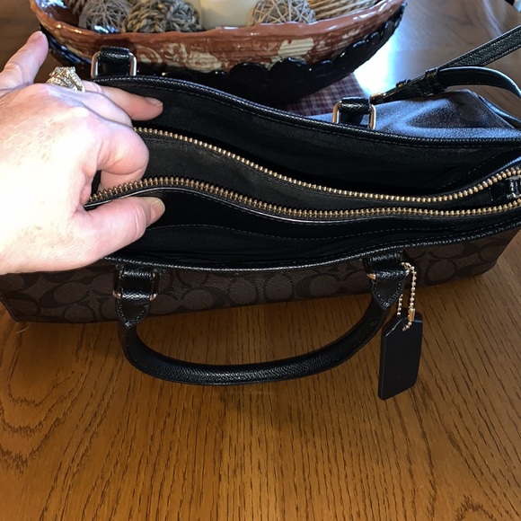 Coach satchel - Picture 4 of 7